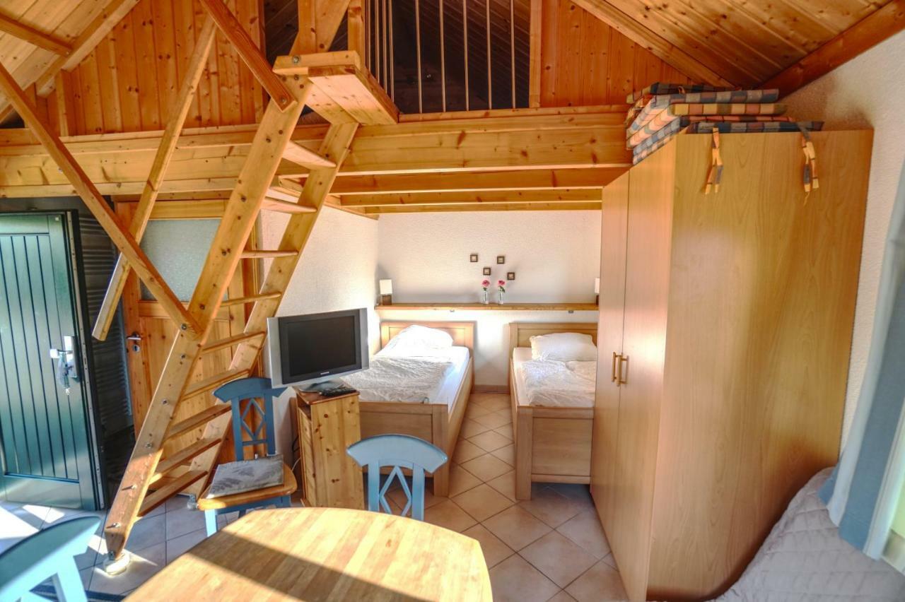 Hof Marienberg, 56340 Osterspai, Deutschland Wanderhuette Dış mekan fotoğraf